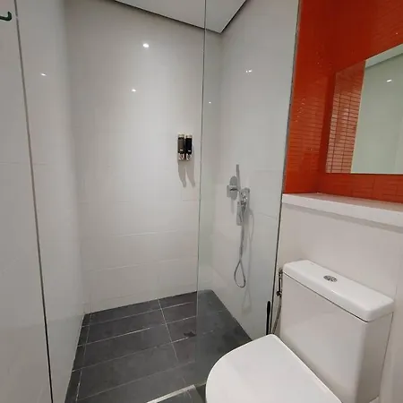 Arcoris Mont Kiara 2#163 Retails # Premium Corner 2-Bedroom With Balcony Kuala Lumpur Exterior photo